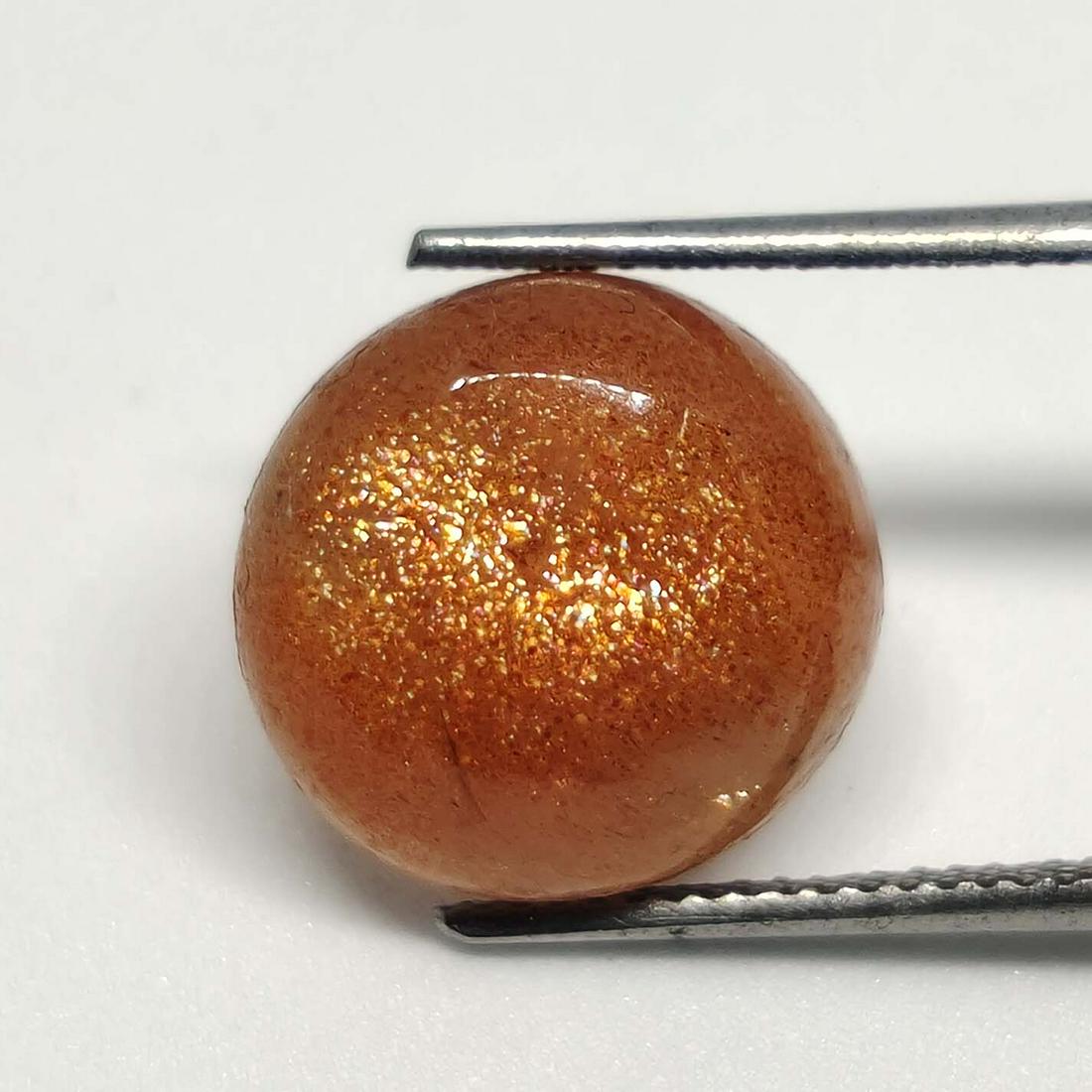 6.75 ct Natural Sunstone: Gemstones: SunstoneCarat Weights: 6.75 ct Size/Dimensions: 13 x 13 x 5 mm