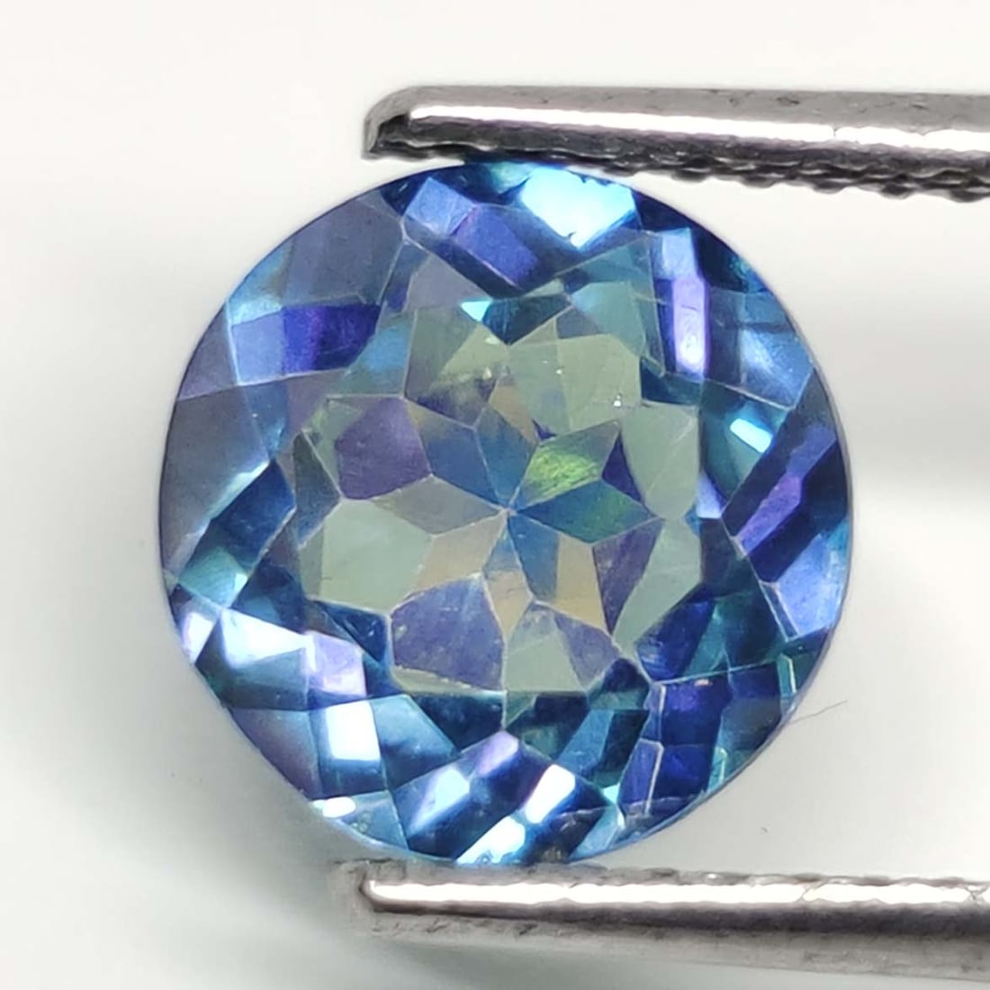 1.75 ct Rare Natural Beyond Elitism Quartz (1 of 2)