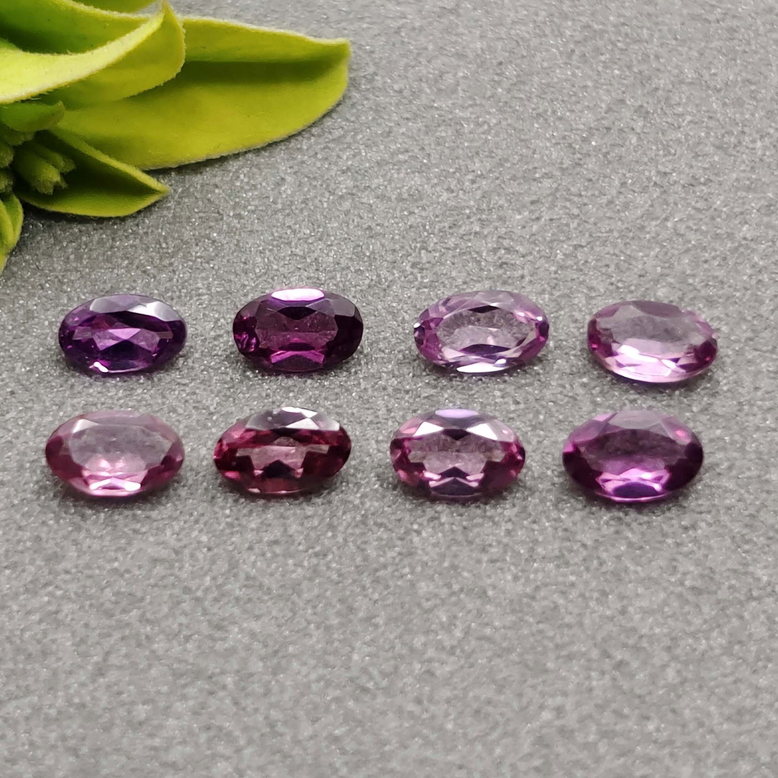 2.15 ct "Rare" Natural African Lotus Garnet Lot: Gemstones: Lotus GarnetCarat Weights: 2.15 ct Size/Dimensions: 5 X 3 mmOrigin : African