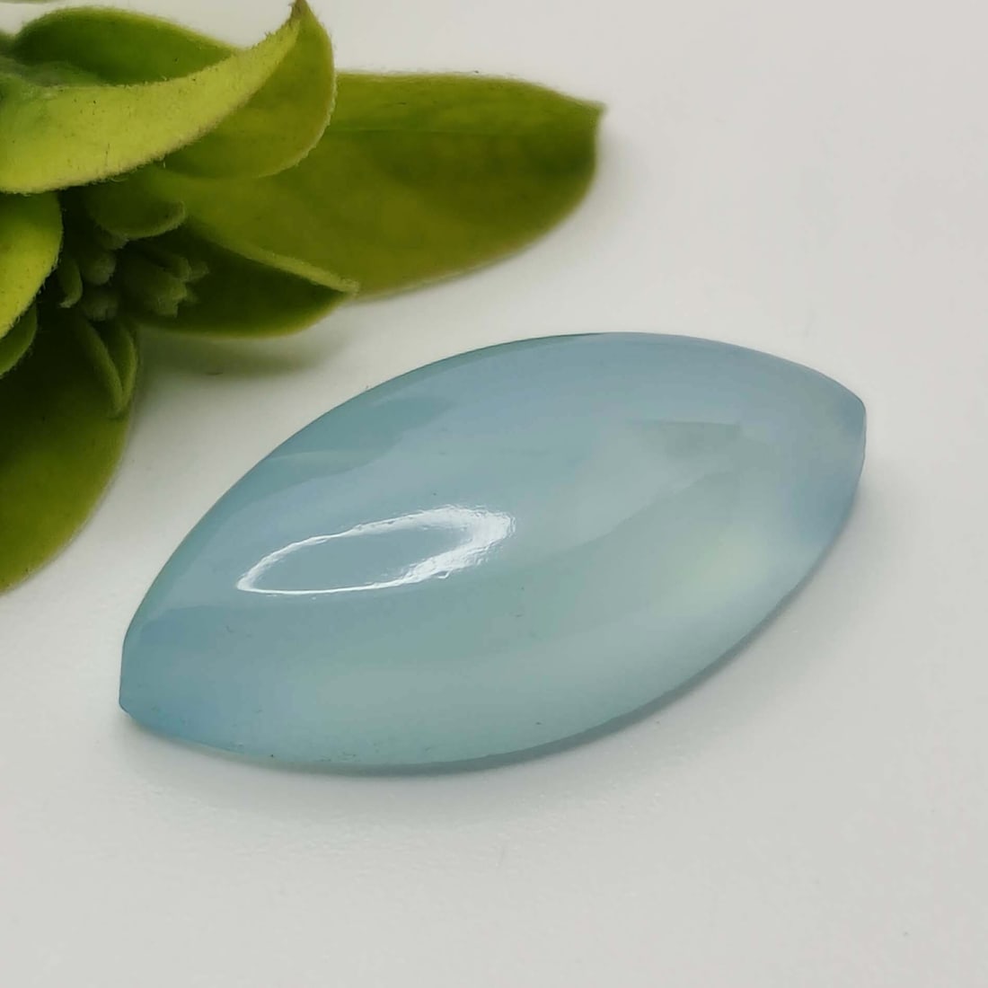 8.35 ct Natural Blue Chalcedony: Gemstones: ChalcedonyCarat Weights: 8.35 ct Size/Dimensions: 20 X 10 mm
