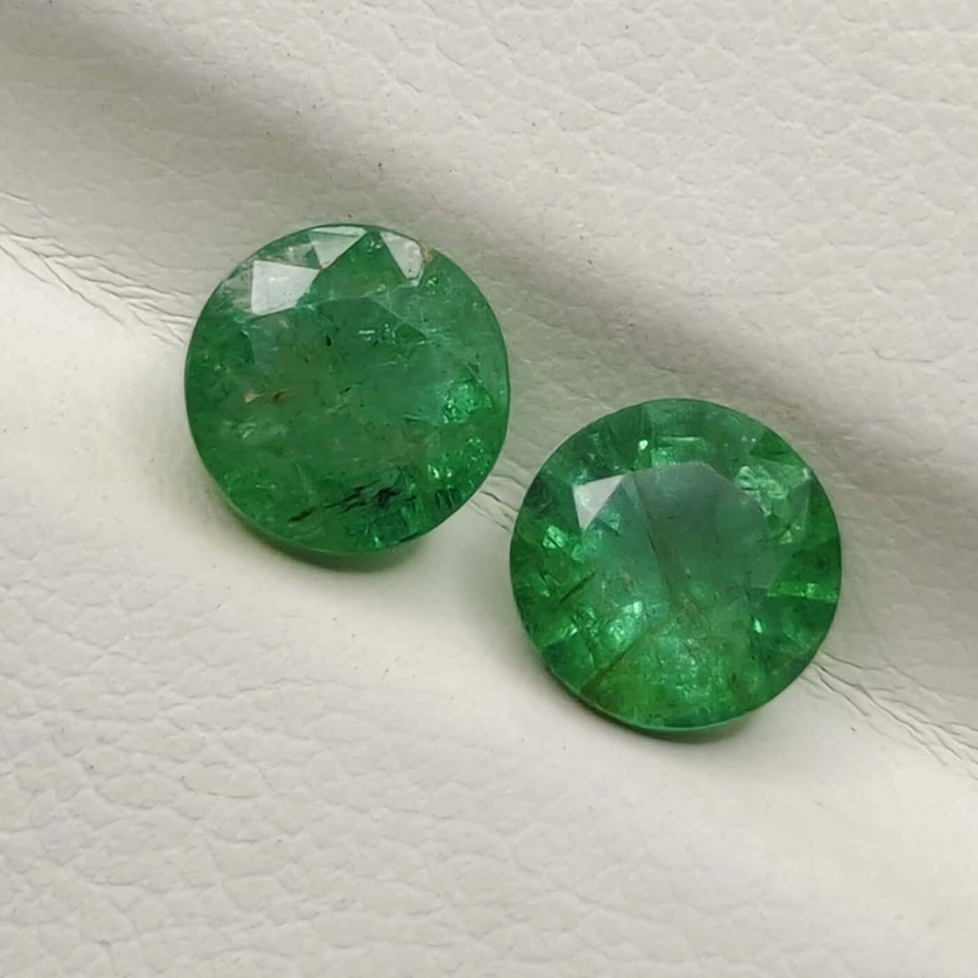 1.80 ct Natural Zambian Emerald Round Pair (1 of 2)
