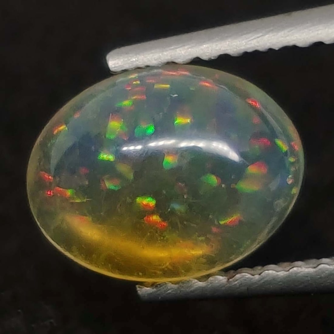 1.25 Ct Natural Ethiopian Fire Opal: Gemstones: Natural Fire OpalCarat Weights: 1.25 ct Size/Dimensions: 8.90 X 6.90 X 3.98 mmTreatment: No