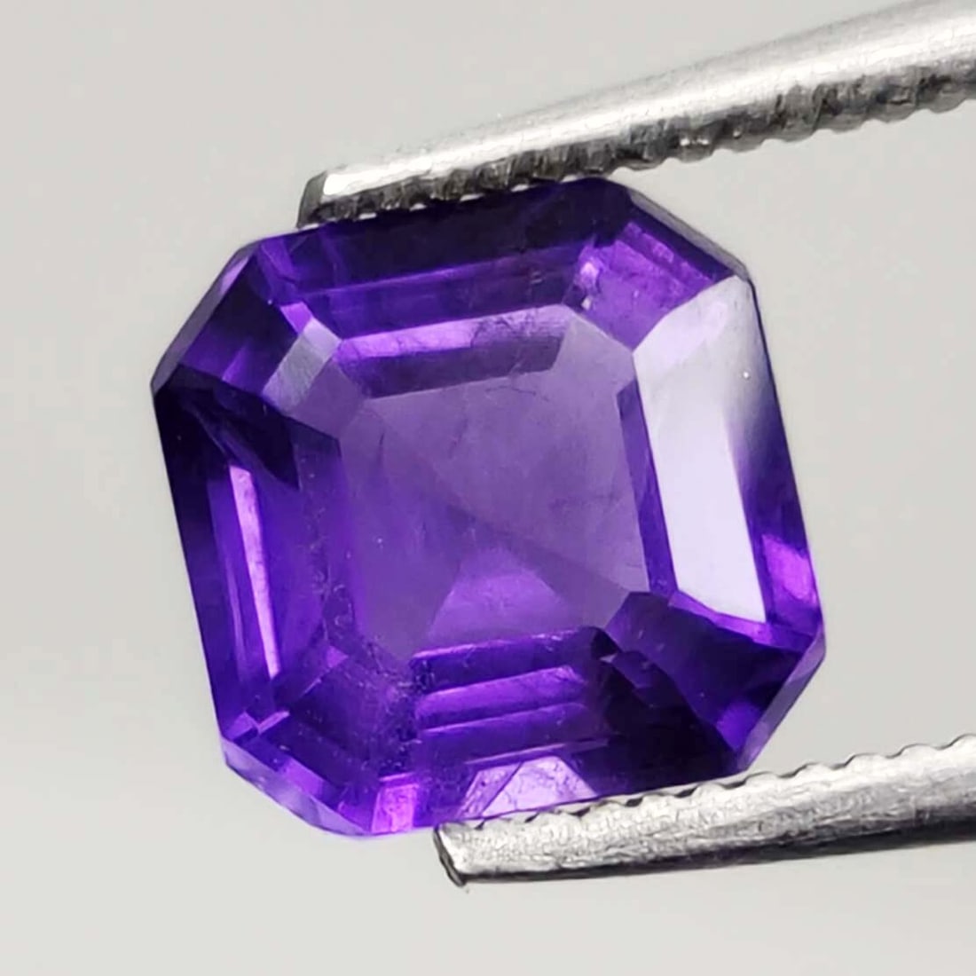 1.60 ct "AAA Grade" Natural Mashamba Amethyst (1 of 3)