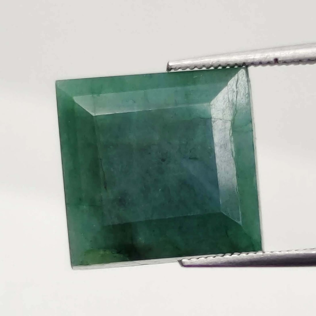 19.55 ct Natural Coated Emerald: Gemstones: Natural Emerald /Carat Weights: 19.55 ct /Size or Dimensions: 14.50 X 14.50 X 8.70 mm Approx /Treatment : Coated