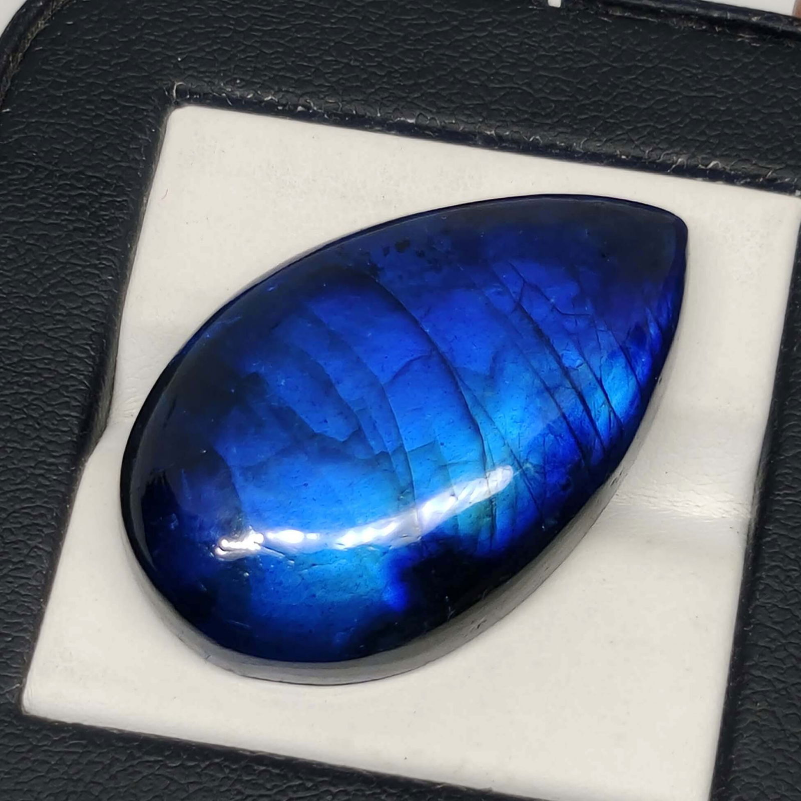 43.85 Ct "Stunning" Blue Fire Labradorite (1 of 1)