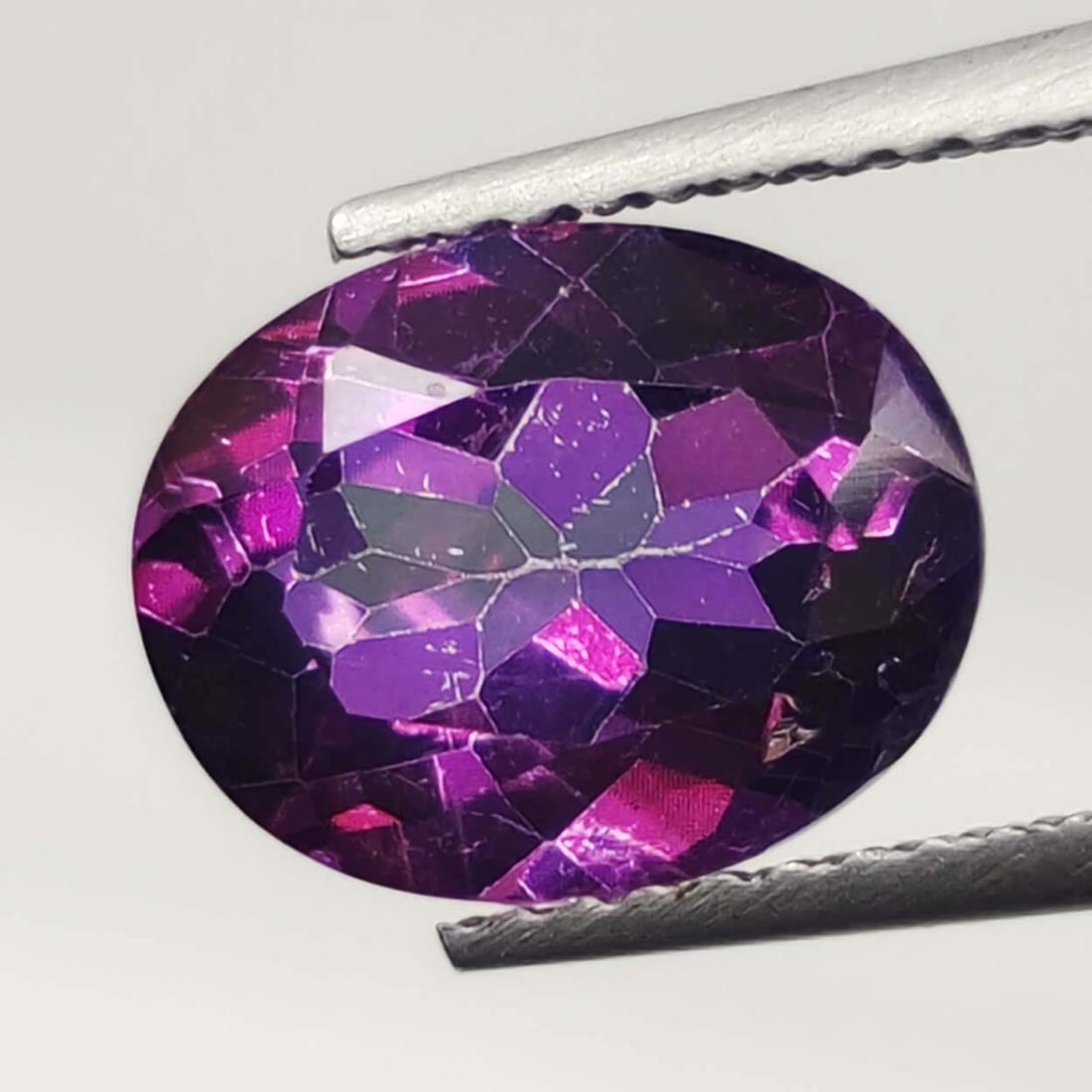 3.30 ct Rare Natural Lulaby Mystic Topaz: Gemstones: Natural Mystic Topaz /Carat Weights: 3.30 ct /Size or Dimensions: 10 X 8 mm /Treatment: Coated