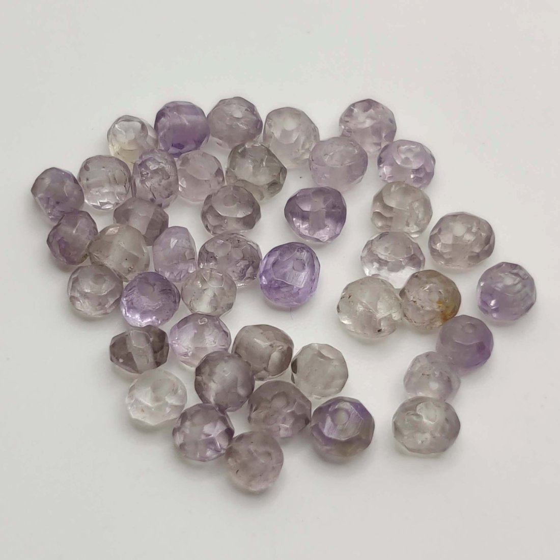 8.20 Ct Natural Ametrine Loose Beads: Gemstones: Natural Red Ruby /Carat Weights: 8.20 ct /Size/Dimensions: 3 mm /Treatment: No