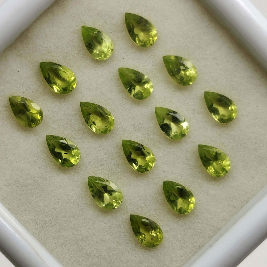 3.30 Ct Natural Pakistan Peridot Set (1 of 2)