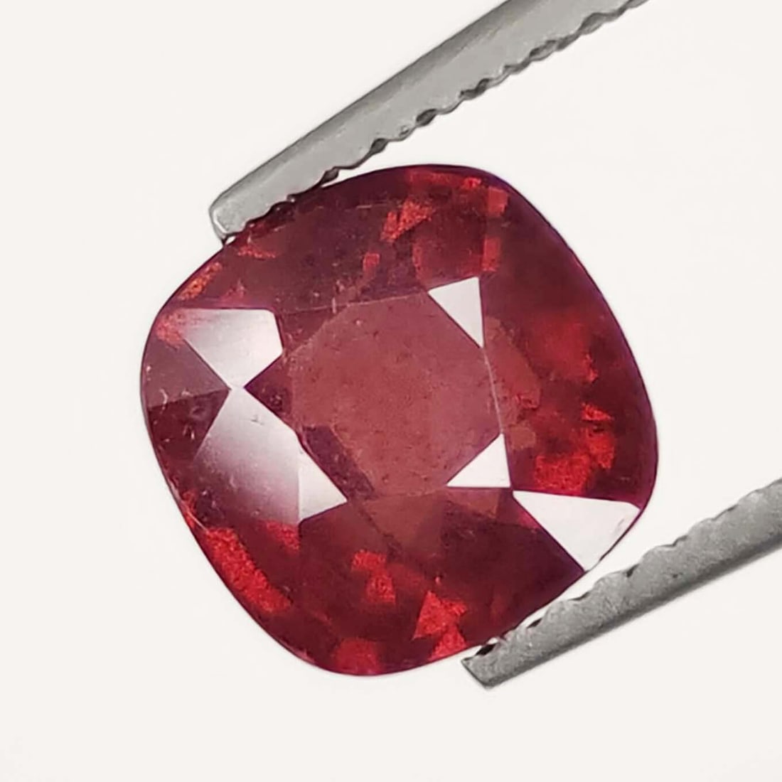 2.90 Ct Natural Mozambique Red Ruby (1 of 2)