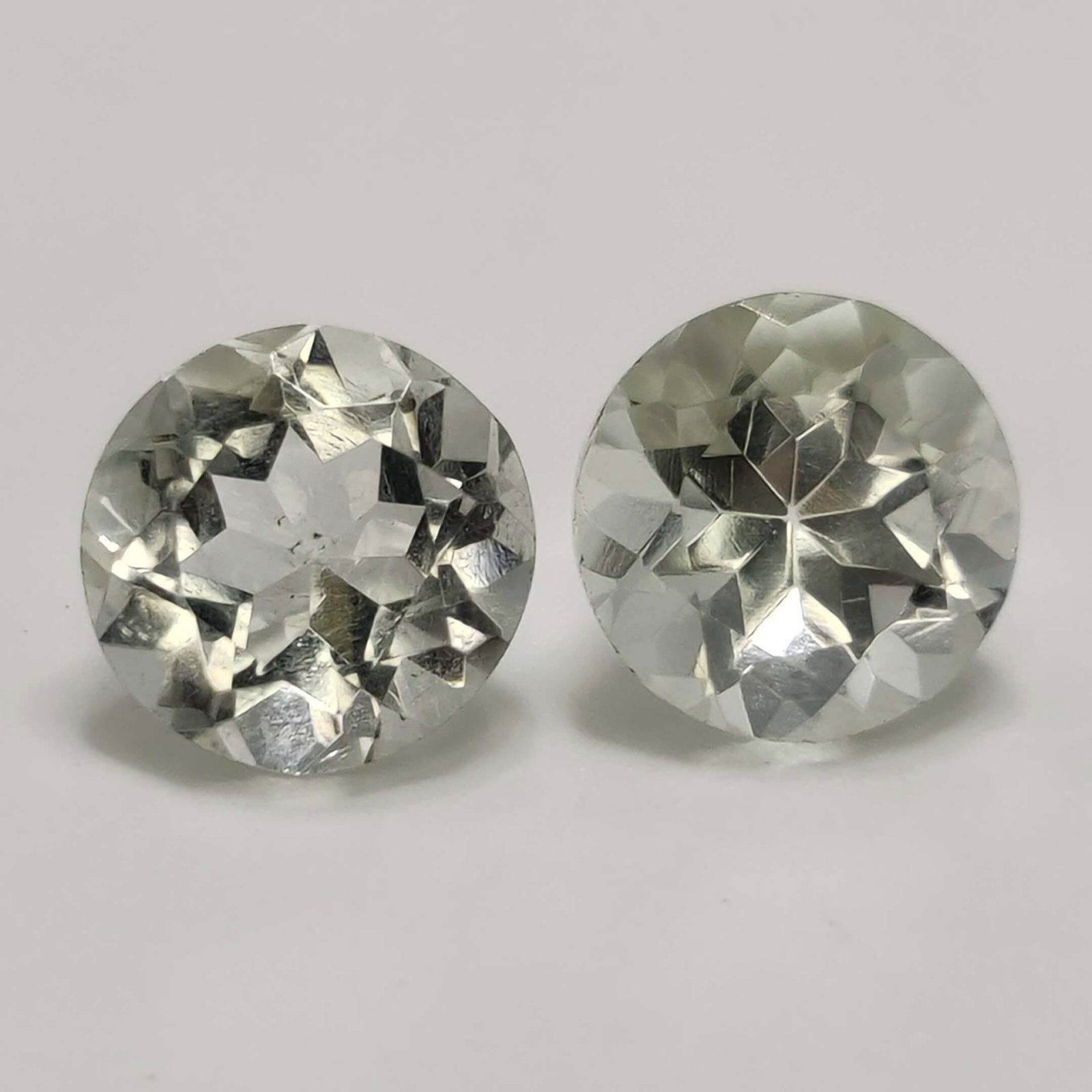 7.30 Ct Natural Green Amethyst Round Pair (1 of 2)
