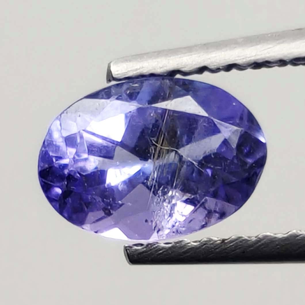0.70 Ct Natural Tanzanite: Gemstones: Natural TanzaniteCarat Weights: 0.70 ct Size/Dimensions: 7 X 5 mmOrigin : Tanzania
