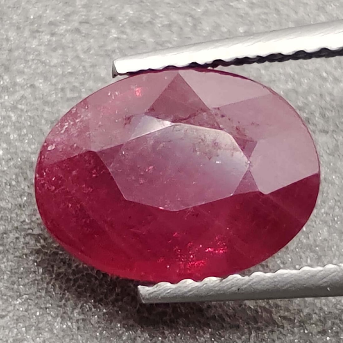 3.55 Ct Natural Mozambique Red Ruby (1 of 3)