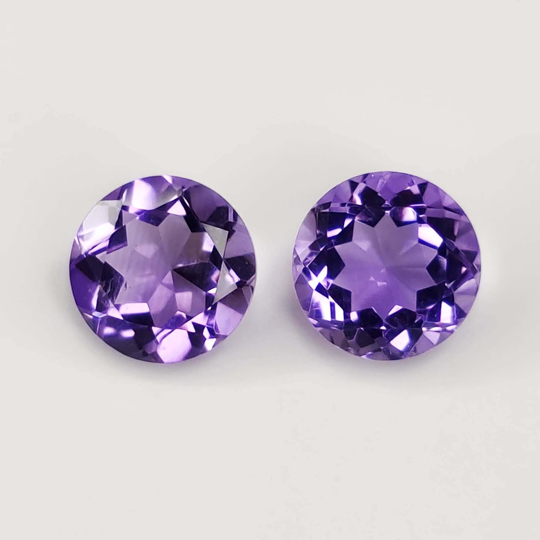 2.50 ct "AAA Grade" Natural Mashamba Amethyst Pair (1 of 3)