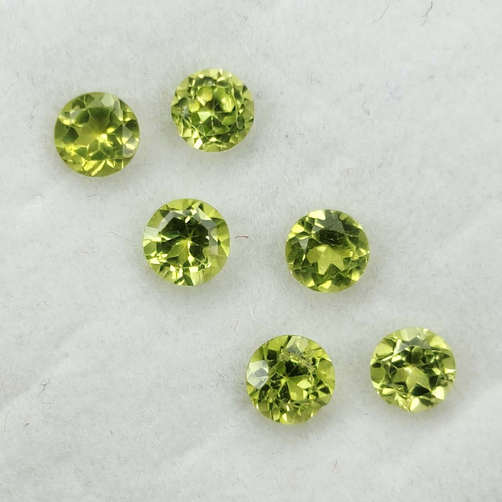 1.70 ct "AAA Grade" Natural Peridot Round Set (1 of 2)