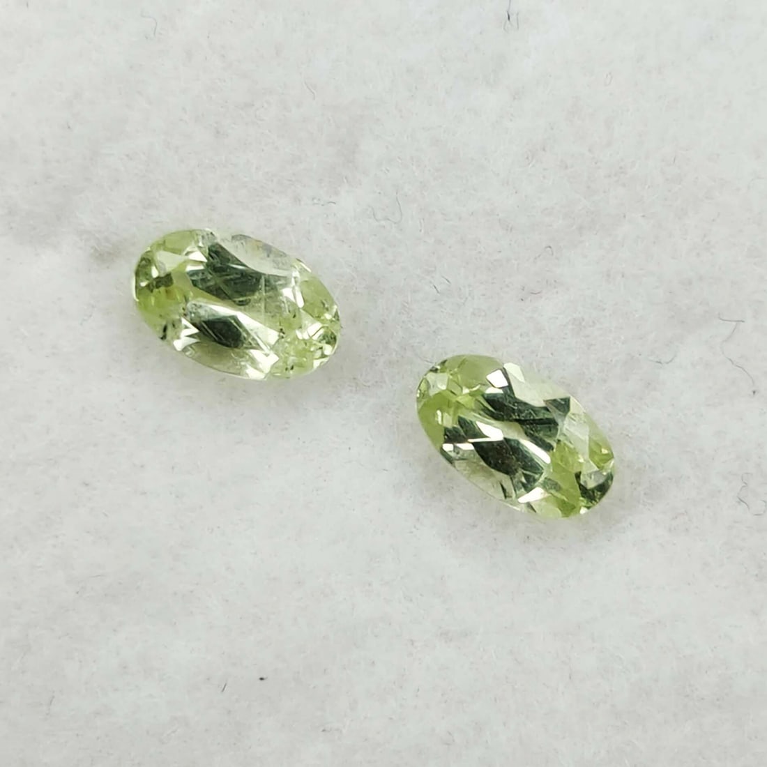 0.55 Ct "Expensive" Natural Pale Green Merelani Mint Garnet Pair: Gemstones: Natural Mint Garnet /Carat Weights: 0.55 ct /Size or Dimensions: 5 X 3 mm /Origin: Brazil /Treatment: None