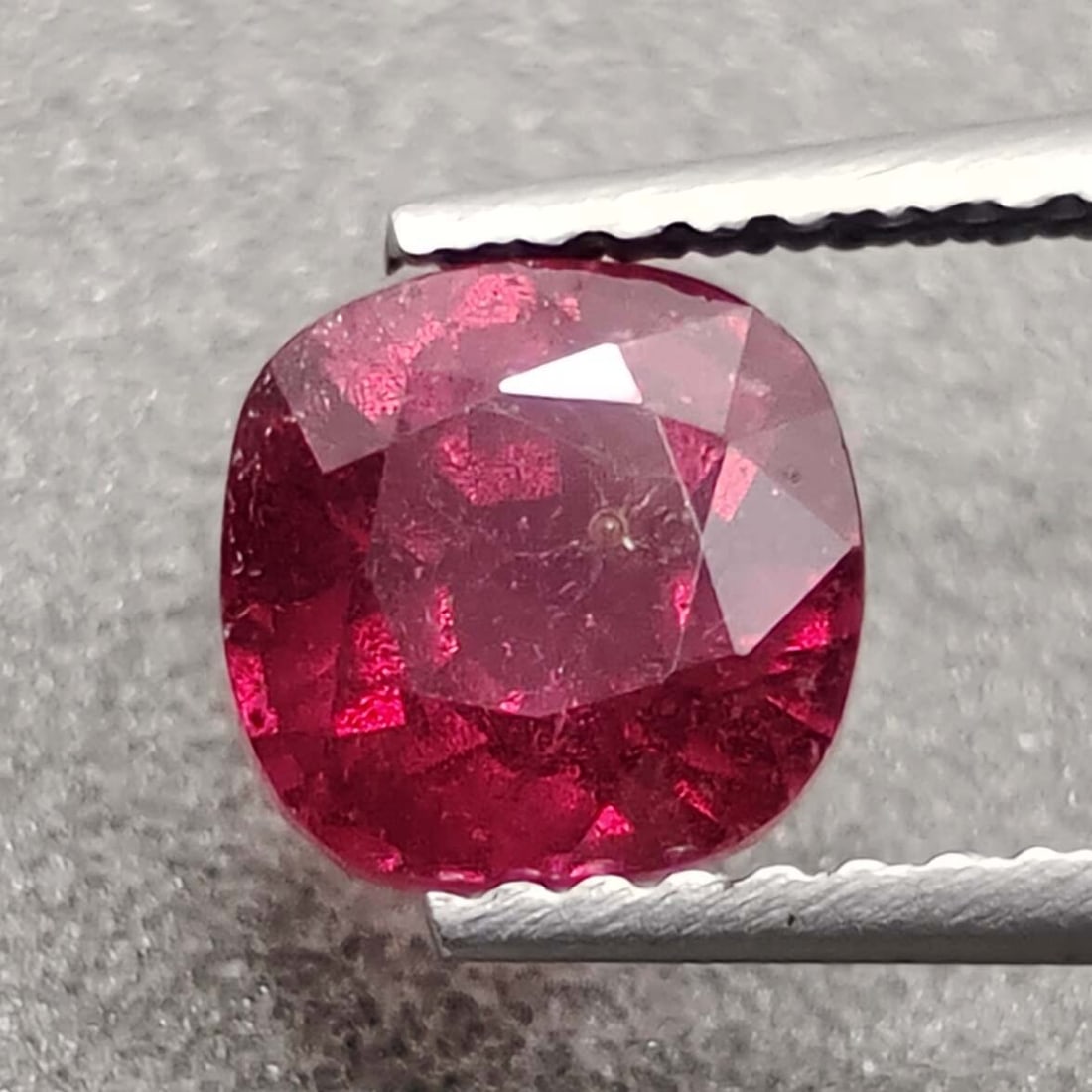 2.10 Ct Natural Mozambique Red Ruby (1 of 3)