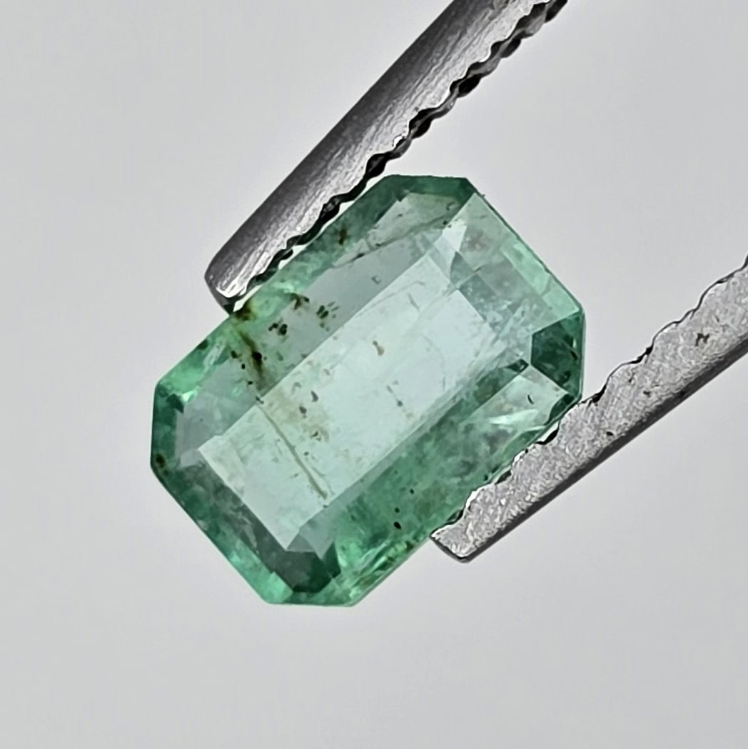 0.50 ct Natural Zambian Emerald (1 of 3)