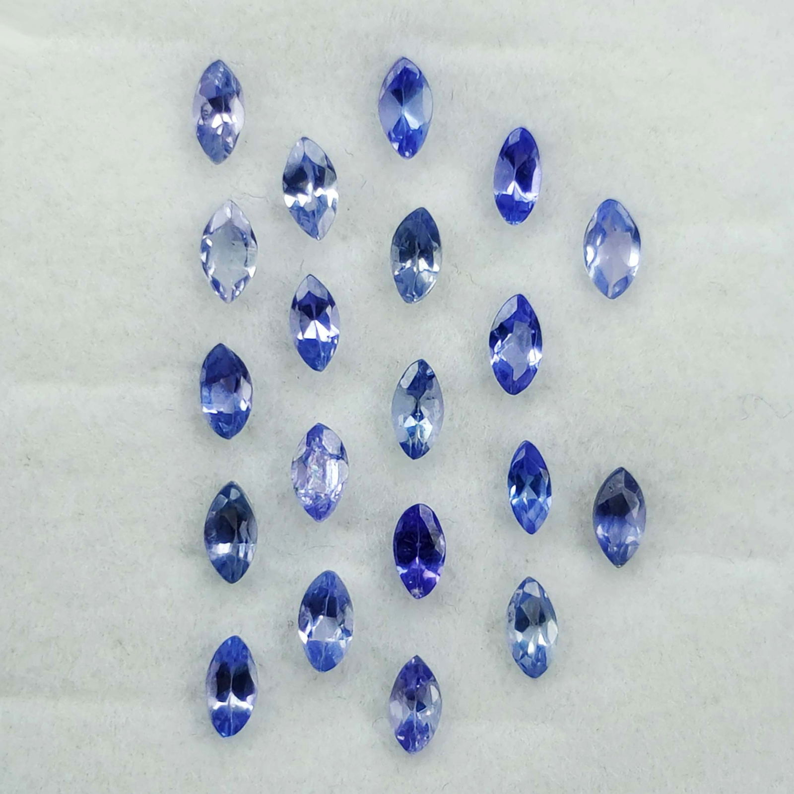 2.33 Ct Natural Tanzanite Marquise Set: Gemstones: Natural Tanzanite /Carat Weights: 2.33 ct /Size or Dimensions: 4 X 2.20 X 1.30 - 2.00 mm /Origin : Tanzania