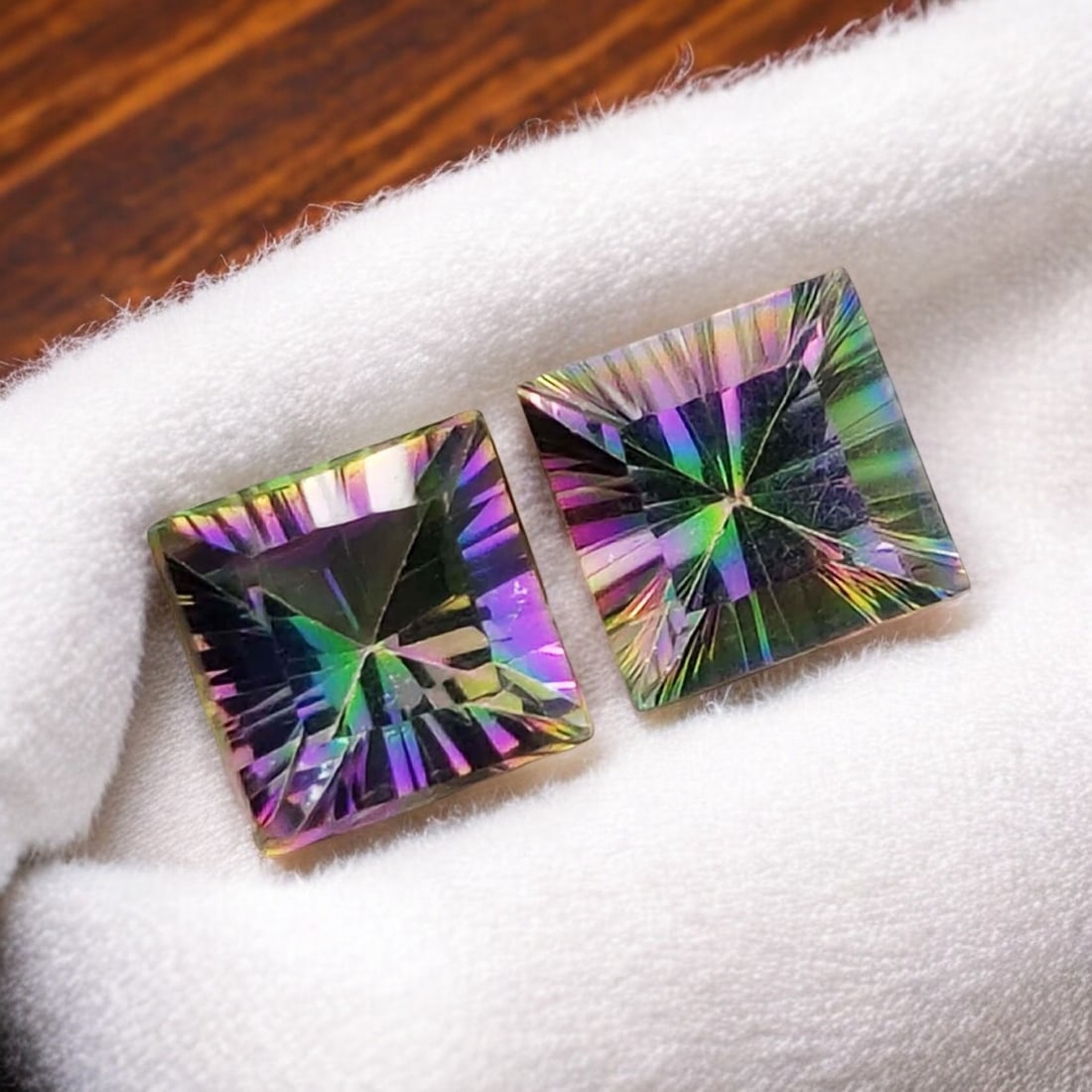 4.03 ct "Top Qulaity" Natural Rainbow Mystic Quartz Concave Cut Pair: Gemstones: Natural Mystic Quartz /Carat Weights: 4.03 ct /Size or Dimensions: 7 X 5 mm /Treatment: Coated