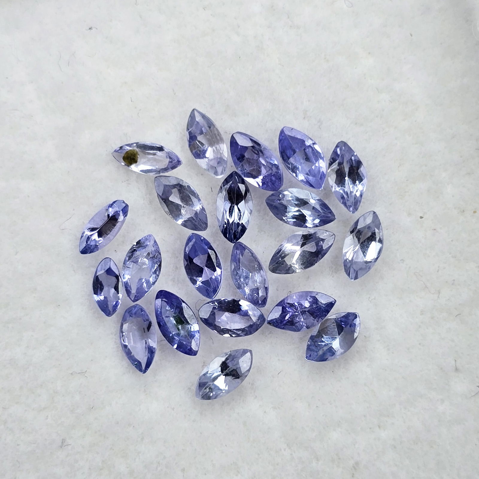2.18 Ct Natural Tanzanite Marquise Set: Gemstones: Natural Tanzanite /Carat Weights: 2.18 ct /Size or Dimensions: 4 X 2 mm /Origin : Tanzania