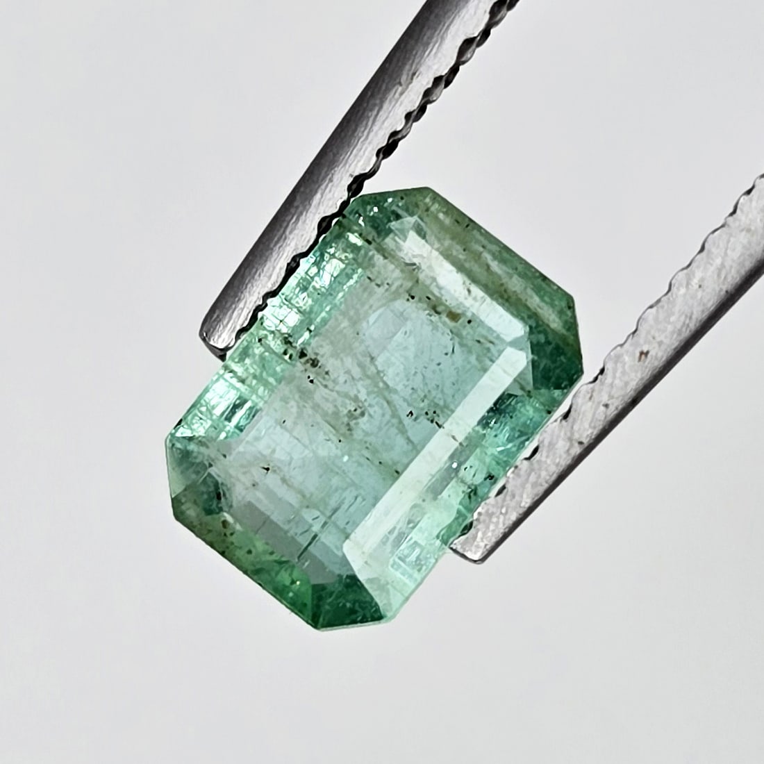 0.98 ct Natural Zambian Emerald (1 of 3)