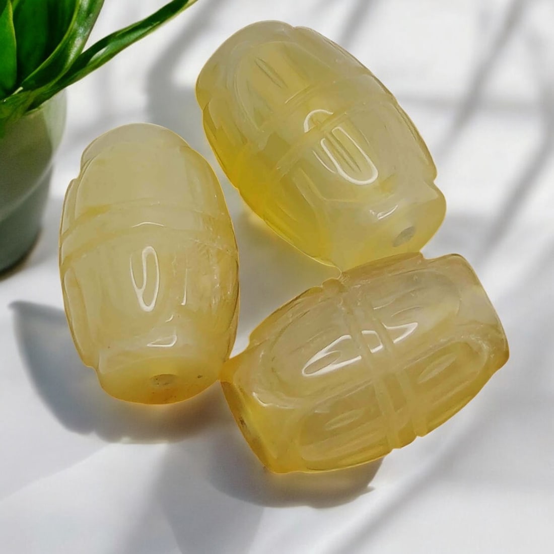 32.35 ct Natural Australian Banded Agate Drum Beads: Gemstones: Agate /Carat Weights: 32.35 ct /Size/Dimensions: 14.60 X 10 mm