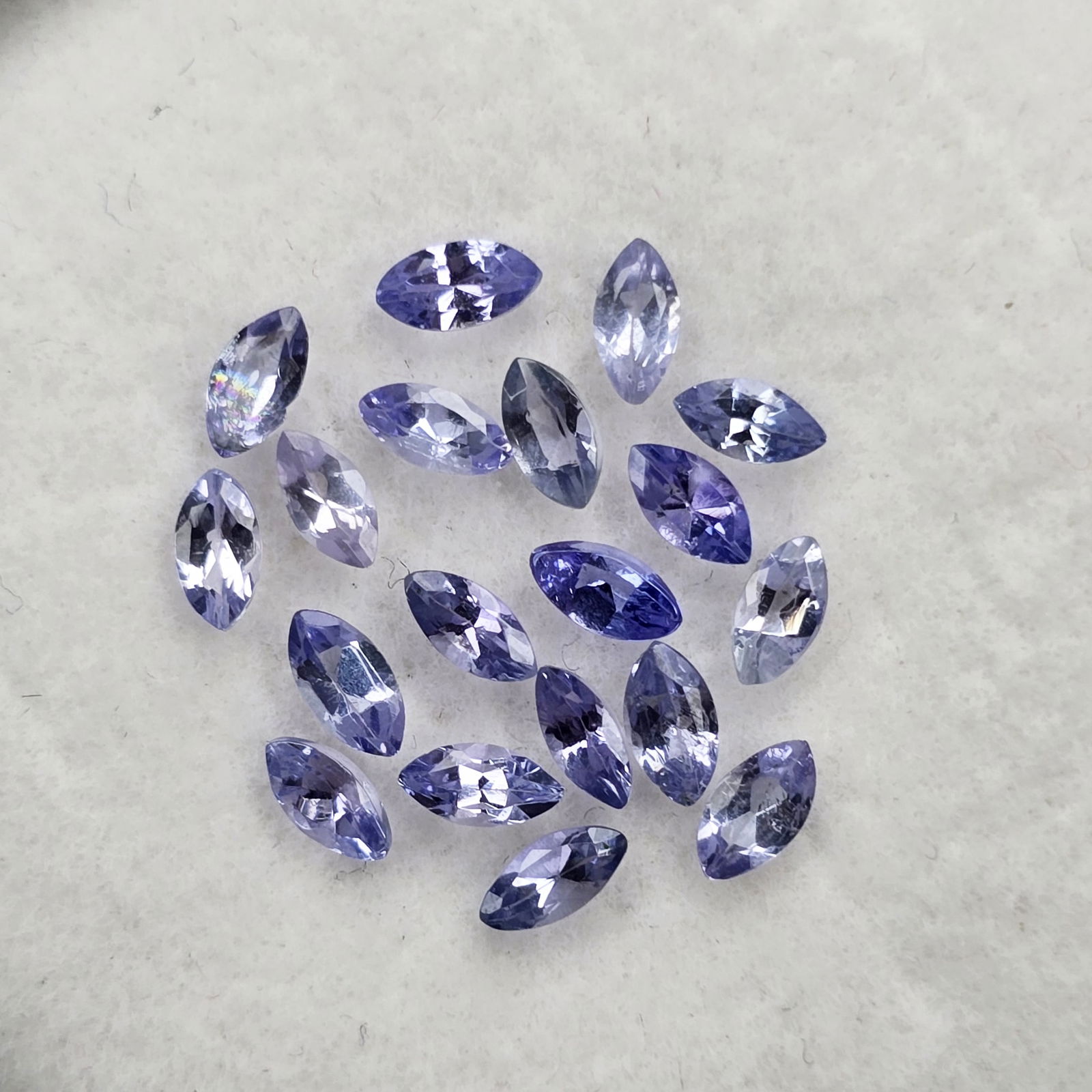 2.15 Ct Natural Tanzanite Marquise Set: Gemstones: Natural Tanzanite /Carat Weights: 2.15 ct /Size or Dimensions: 4 X 2 mm /Origin : Tanzania