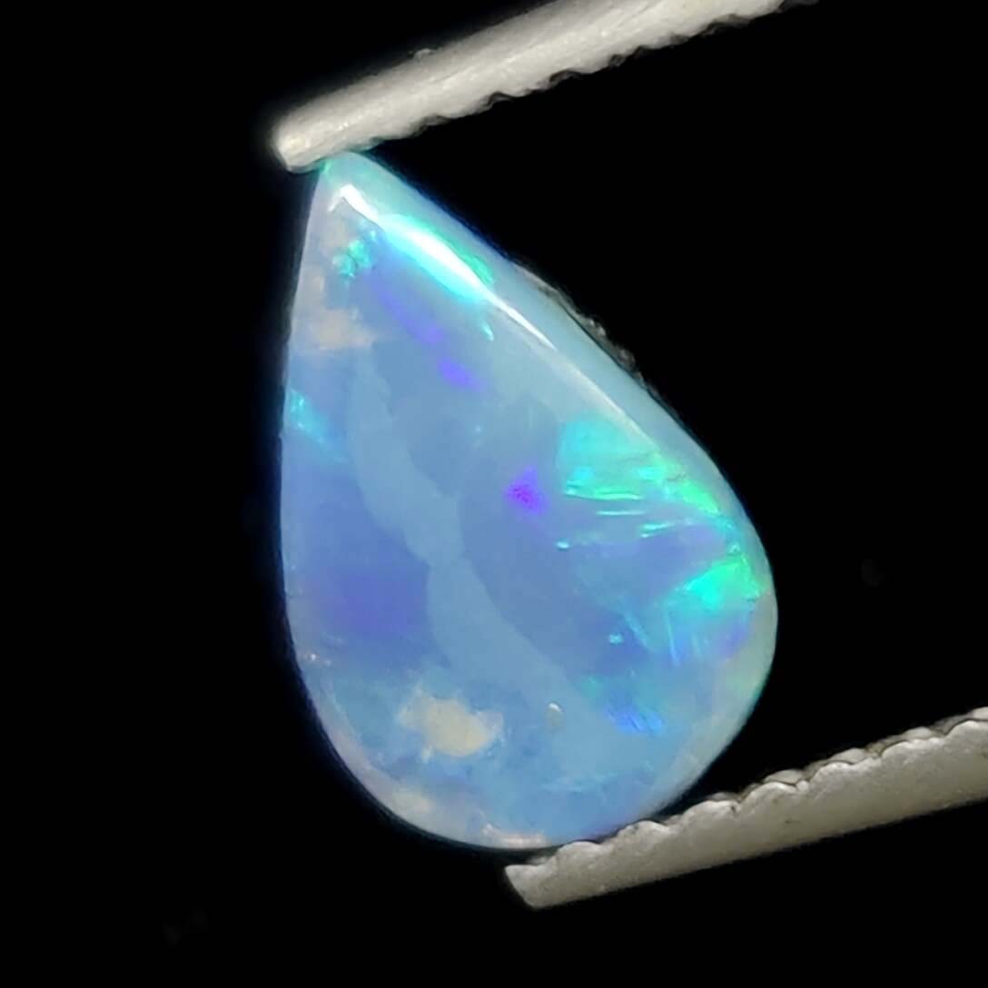 0.55 ct Natural Australian Doublet Opal (1 of 2)