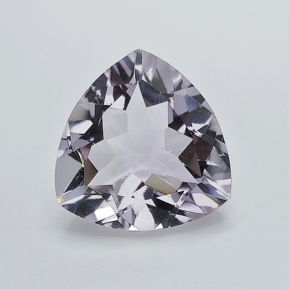 9.60 ct "AAA Grade" Natural Pink Amethyst: Gemstones: Natural Pink Amethyst /Carat Weights: 9.60 ct /Size or Dimensions: 15 X 15 X 8 mm /Origin : Brazil