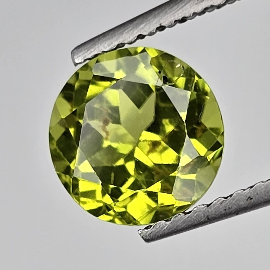 1.61 ct "AAA Grade" Natural Peridot Round (1 of 2)