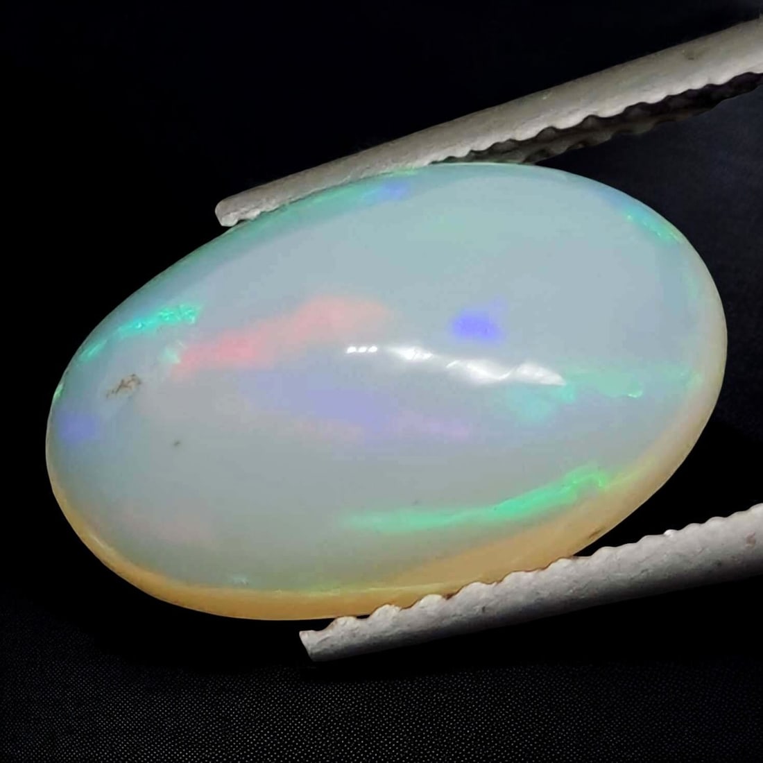 3.10 Ct Natural Ethiopian Fire Opal: Gemstones: Natural Fire OpalCarat Weights: 3.10 ct Size/Dimensions: 13 X 8 X 5.70 mmTreatment: No