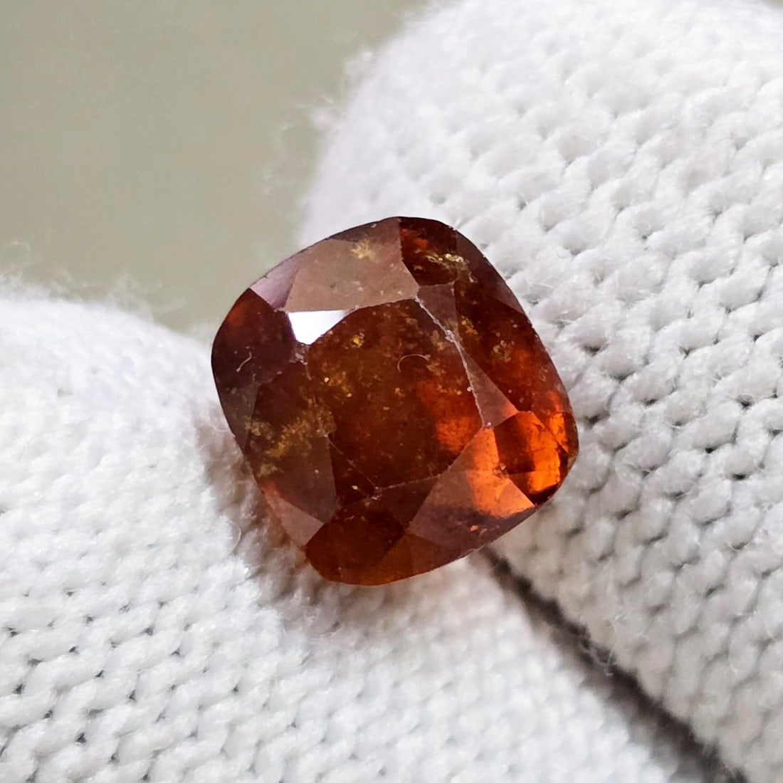5.87 Ct Natural Hessonite Garnet: Gemstones: Natural Hessonite Garnet /Carat Weights: 5.87 ct /Size or Dimensions: 9.30 X 8.40 X 7.90 mm /Treatment: None