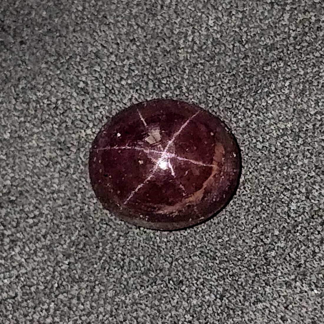 7.98 Ct Unheated Natural Star Garnet (1 of 4)