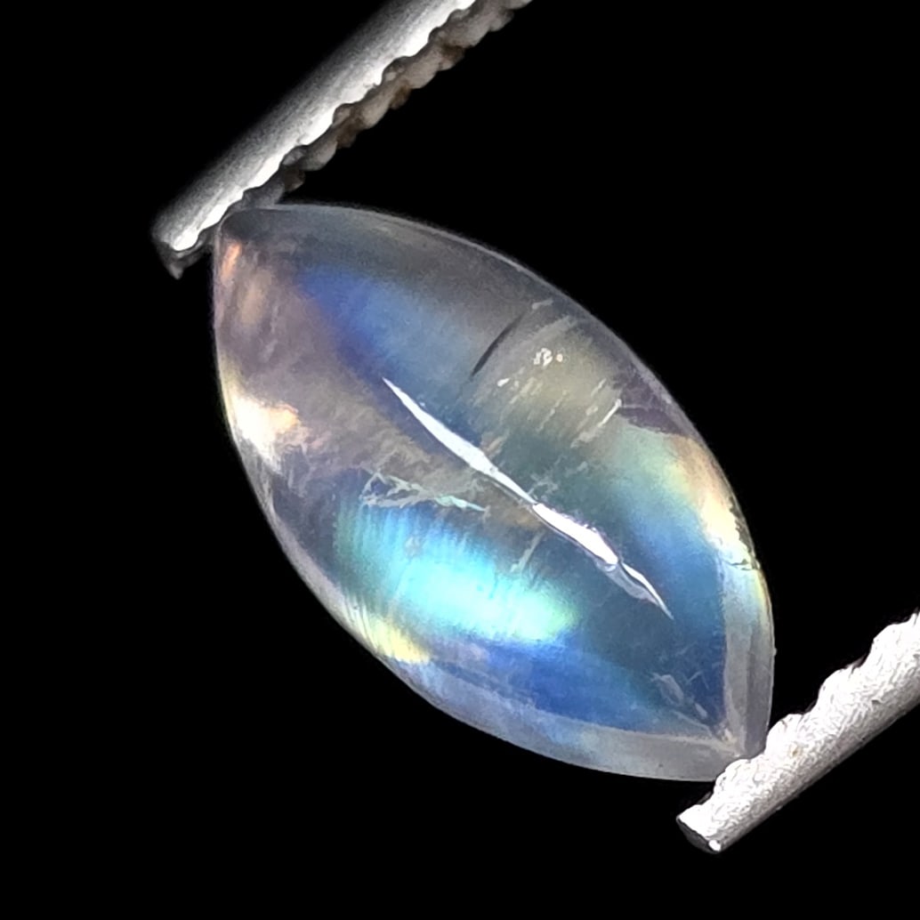 1.23 ct "Top Quality" Natural Royal Blue Moonstone: Gemstones: Natural Blue Moonstone /Carat Weights: 1.23 ct /Size or Dimensions: 10 X 5 X 3.60 mm Approx