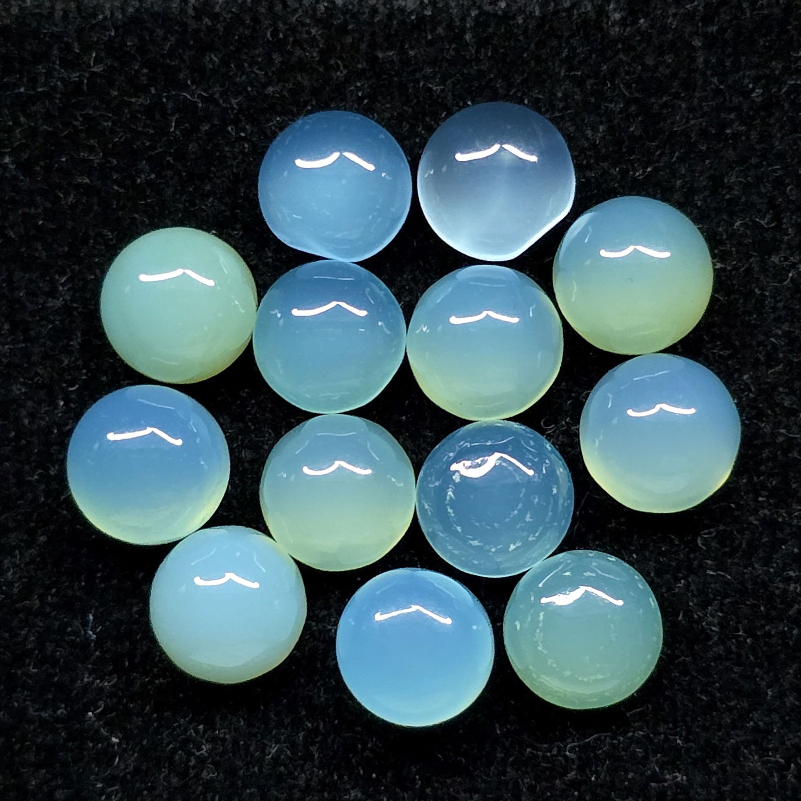 30.73 ct Natural Chalcedony Round Set (1 of 2)