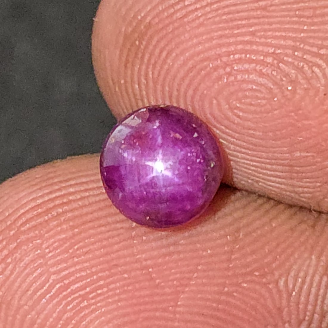 2.46 Ct Natural Star Ruby: Gemstones: Natural Sar Ruby /Carat Weights: 2.46 ct /Size or Dimensions: 6.50 X 6.50 X 4.90 mmTreatment: Glass Filled