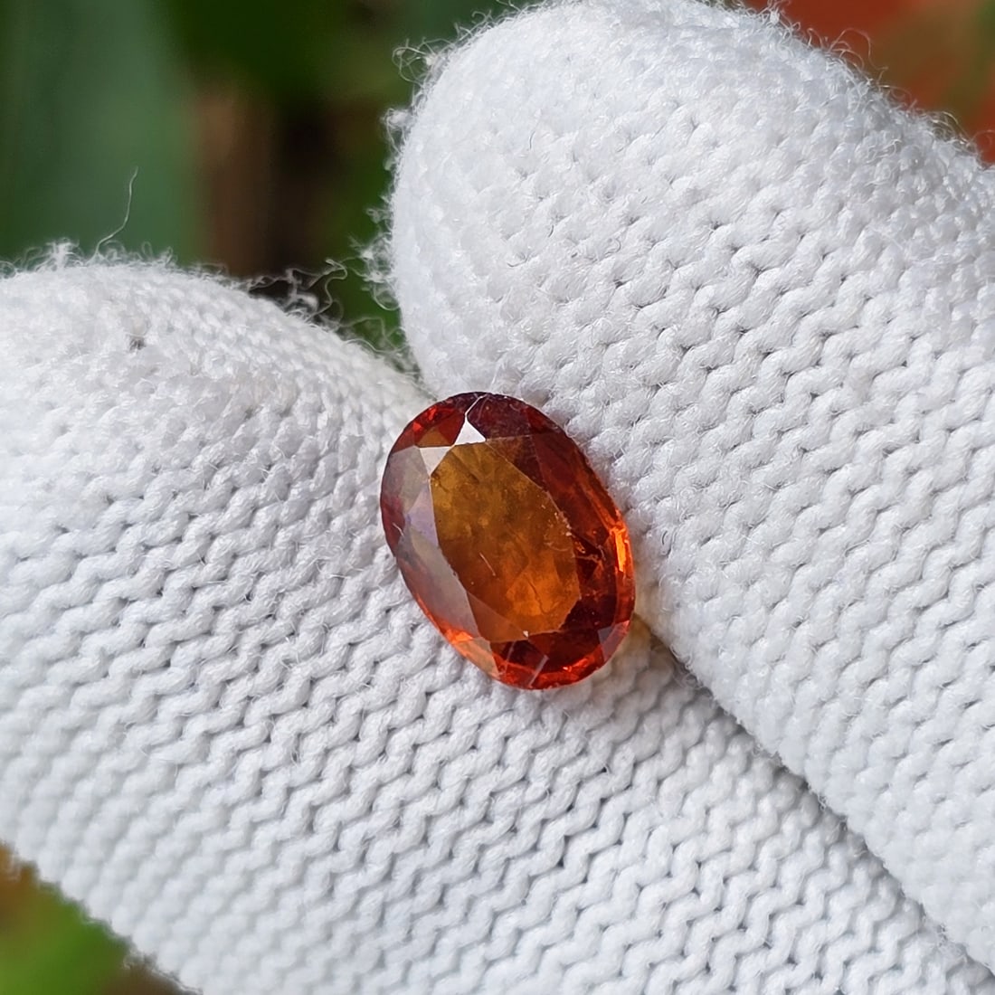 2.08 Ct Natural Hessonite Garnet: Gemstones: Natural Hessonite Garnet /Carat Weights: 2.08 ct /Size or Dimensions: 9.74 X 7 X 3.37 mm /Treatment: None