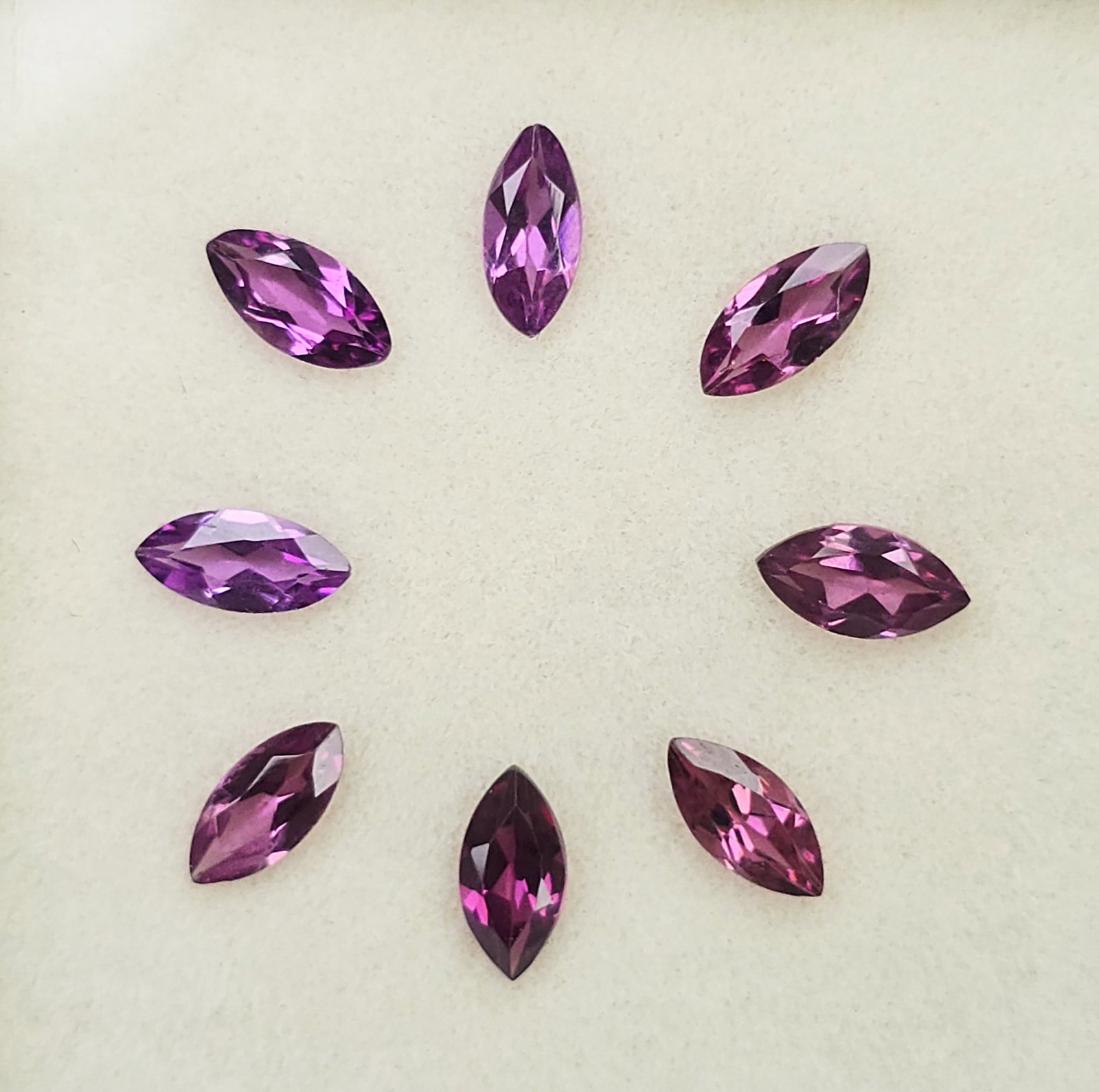 2.21 Ct Natural Rhodolite Garnet Marquise Set: Gemstones: Rhodolite Garnet /Carat Weights: 2.21 ct /Size or Dimensions: 6 X 3 mm