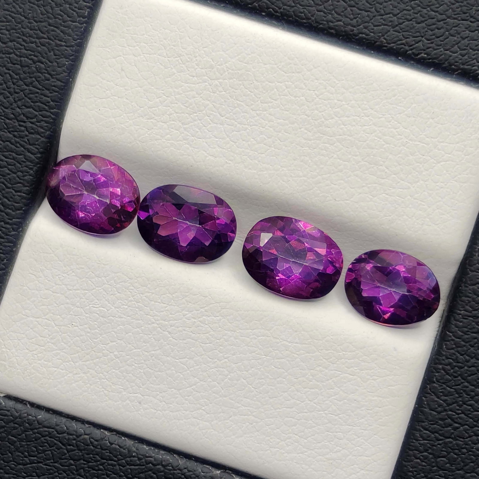 5.75 ct Rare Natural Lulaby Mystic Topaz Lot: Gemstones: Natural Mystic TopazCarat Weights: 5.75 ct Size/Dimensions: 8 X 6 mmTreatment: Coated