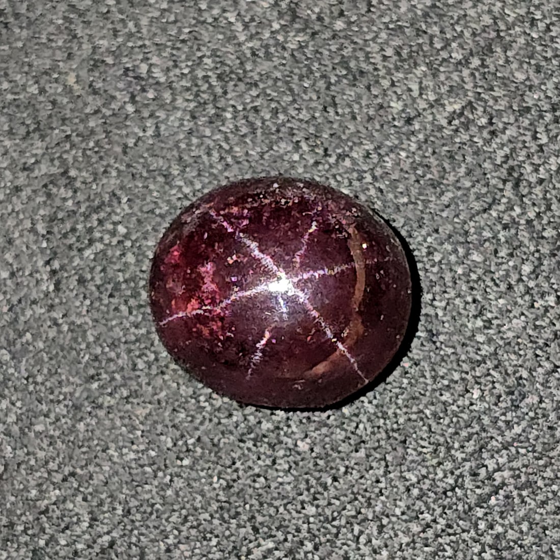 6.60 Ct Unheated Natural Star Garnet: Gemstones: Natural Star Garnet /Carat Weights: 6.60 ct /Size or Dimensions: 10 X 9 X 6.30 mm /Treatment: None