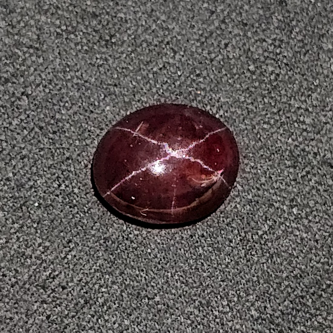 7.64 Ct Unheated Natural Star Garnet: Gemstones: Natural Star Garnet /Carat Weights: 7.64 ct /Size or Dimensions: 11.50 X 9.50 X 6.20 mm /Treatment: None