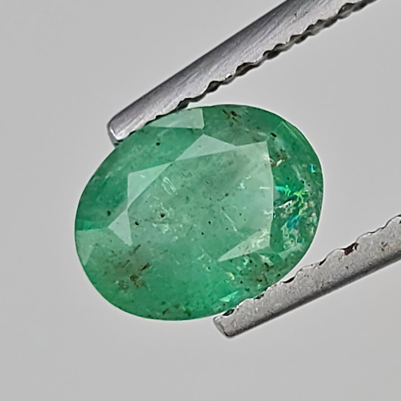 0.66 ct Natural Zambian Emerald: Gemstones: Natural Emerald /Carat Weights: 0.66 ct /Size or Dimensions: 6.40 X 5.10 X 3.16 mm Approx /Treatment : Colorless Oil