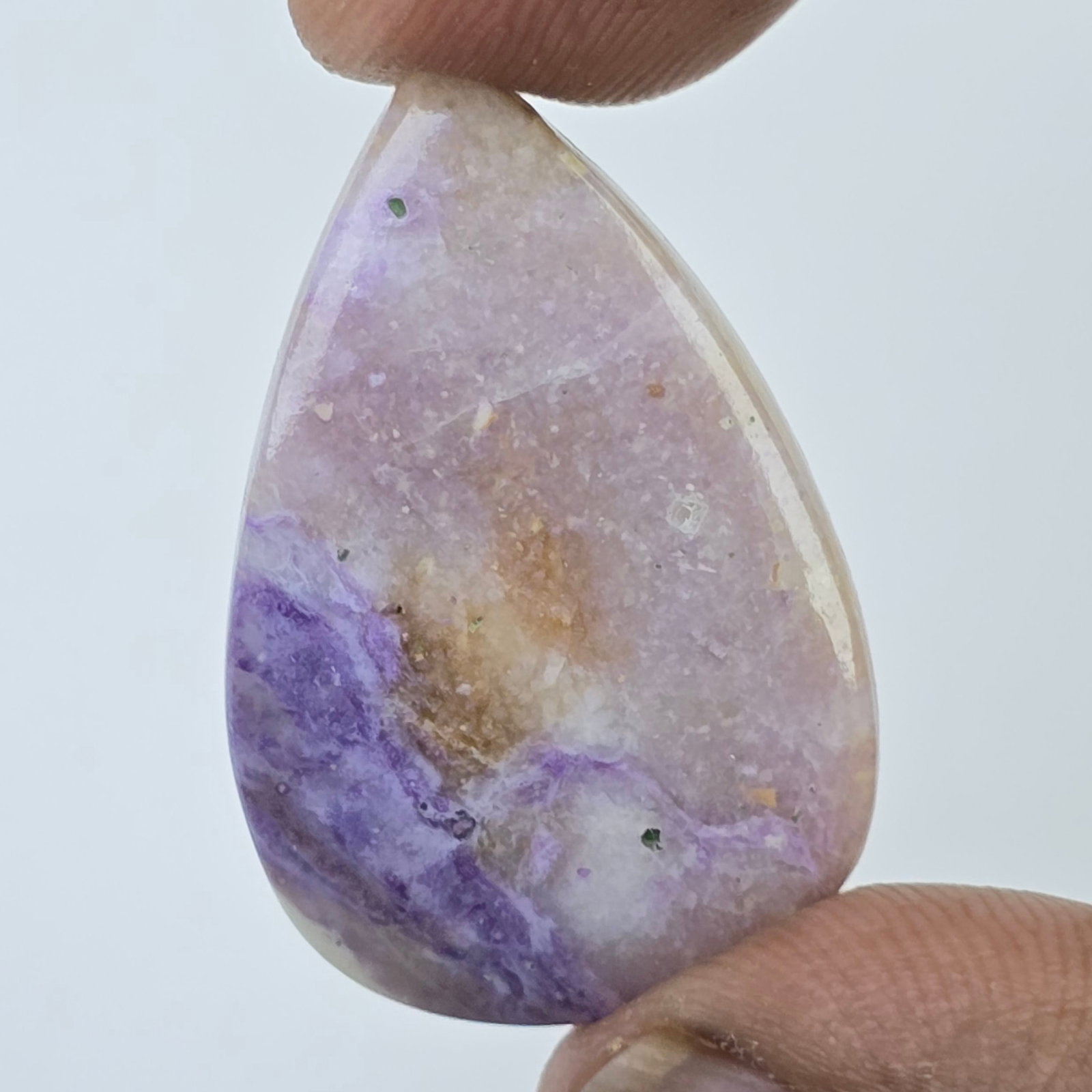 20.85 Ct Rare Natural Tiffany Jasper: Gemstones: Natural Tiffany Jasper /Carat Weights: 20.85 ct /Size or Dimensions: 29 X 19 X 5 mm /Treatment: No