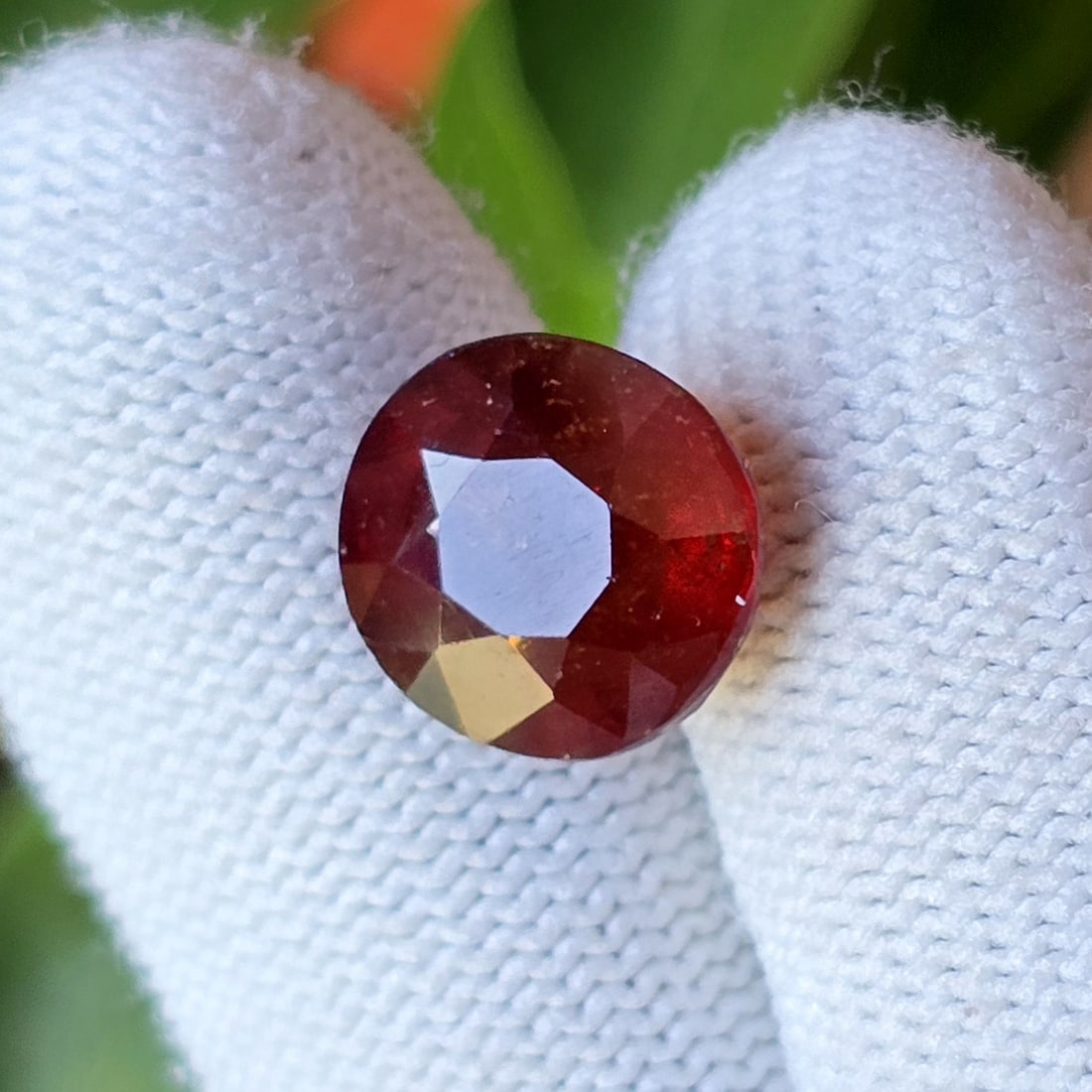 11.55 Ct Natural Hessonite Garnet: Gemstones: Natural Hessonite Garnet /Carat Weights: 11.55 ct /Size or Dimensions: 13 X 12.40 X 8.80 mm /Treatment: None