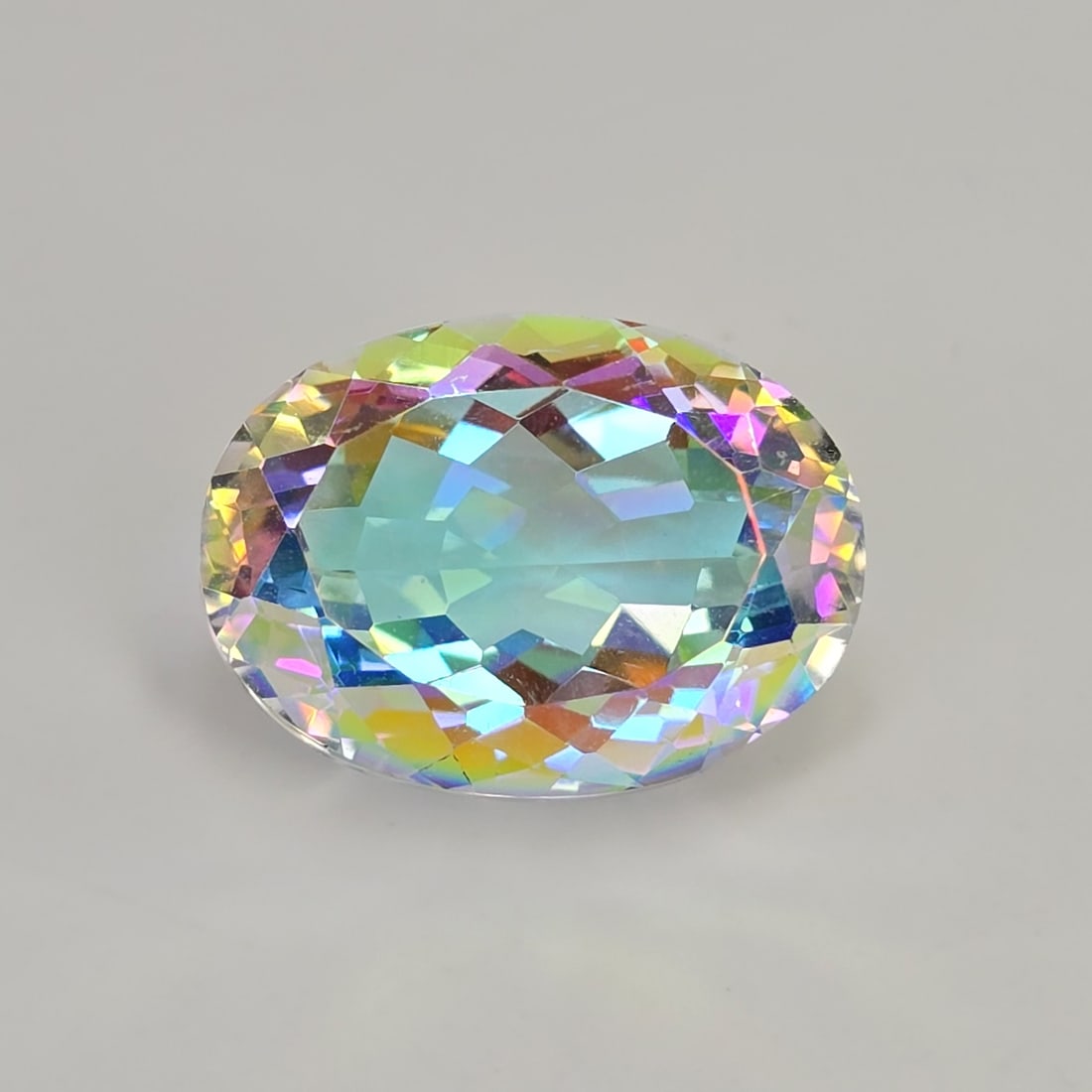 14.46 ct "Top Qulaity" Natural Mercury Glow Mystic Quartz: Gemstones: Natural Mystic Quartz /Carat Weights: 14.46 ct /Size or Dimensions: 18 X 13.30 X 9.70 mm /Treatment: Coated