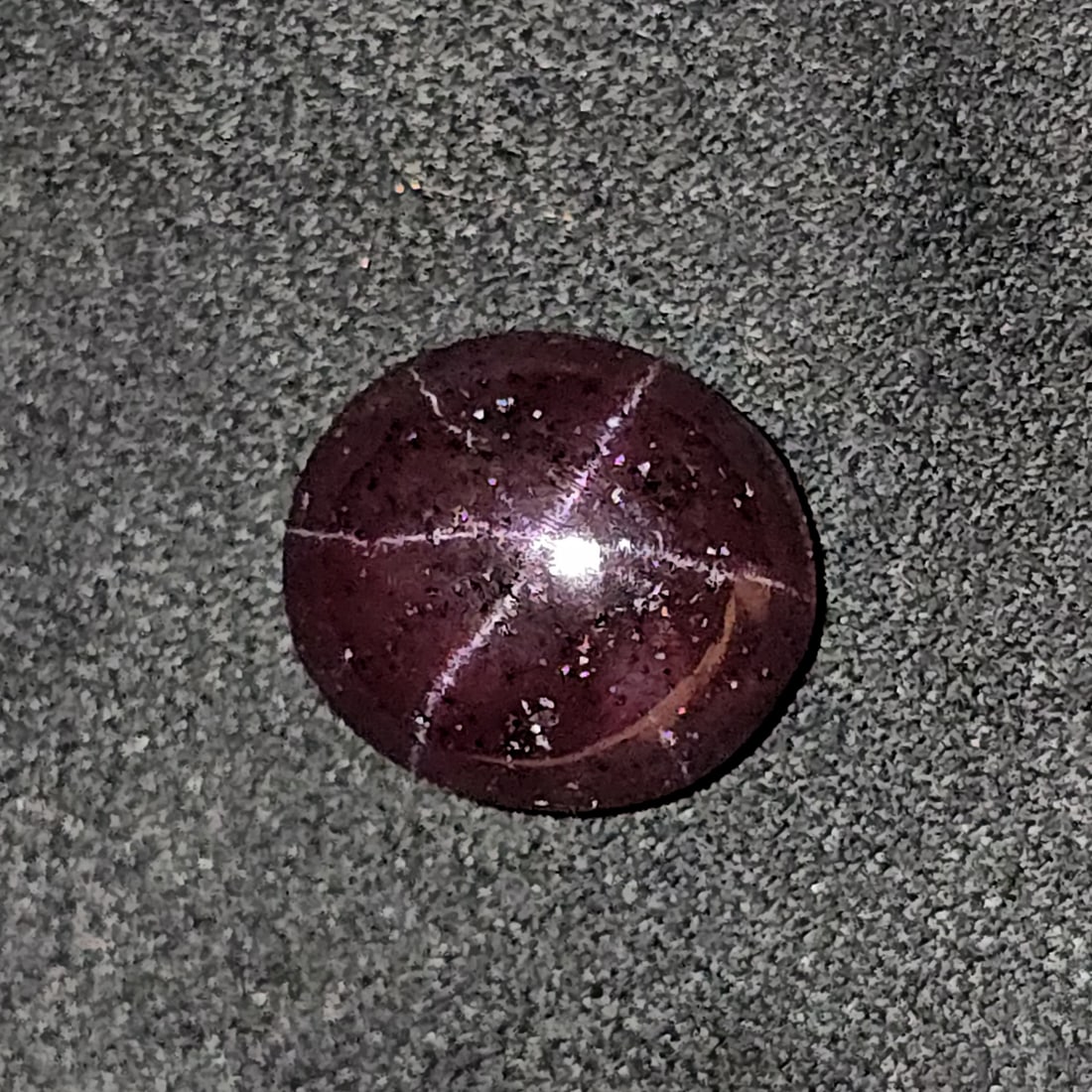 9.18 Ct Unheated Natural Star Garnet: Gemstones: Natural Star Garnet /Carat Weights: 9.18 ct /Size or Dimensions: 11.50 X 10.20 X 6.70 mm /Treatment: None