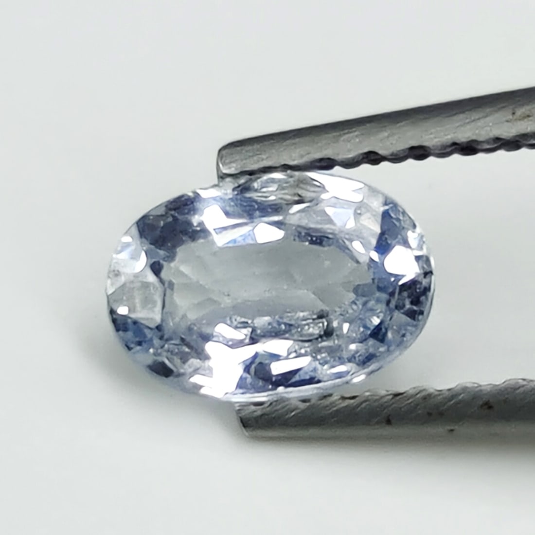0.60 Ct "Top Quality" Natural Sapphire: Gemstones: Natural Sapphire /Carat Weights: 0.60 ct /Size or Dimensions: 5.96 X 4.18 X 2.53 mm /Treatment: Heated