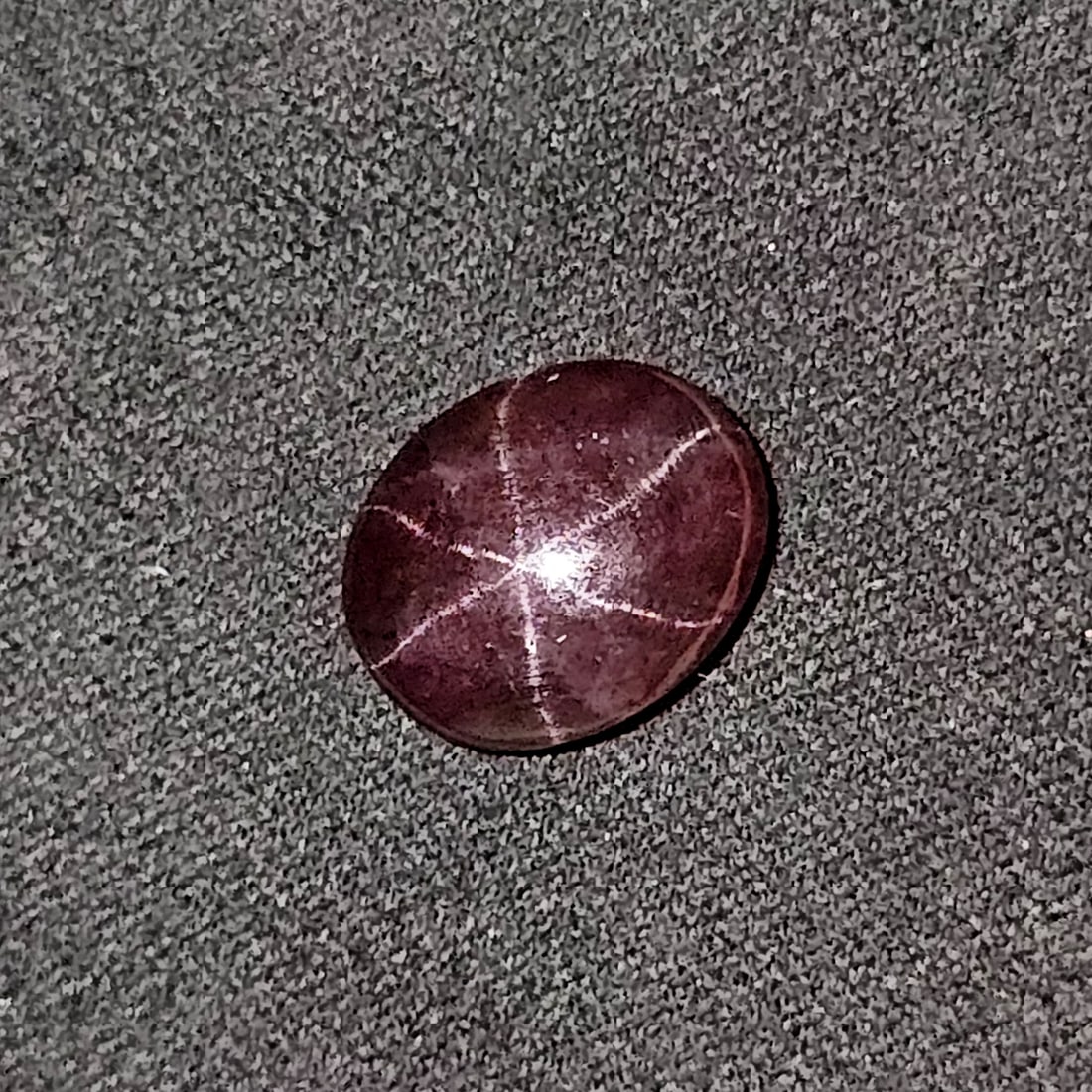8.76 Ct Unheated Natural Star Garnet: Gemstones: Natural Star GarnetCarat Weights: 8.76 ct Size or Dimensions: 12.90 X 10.40 X 5.20 mmTreatment: None
