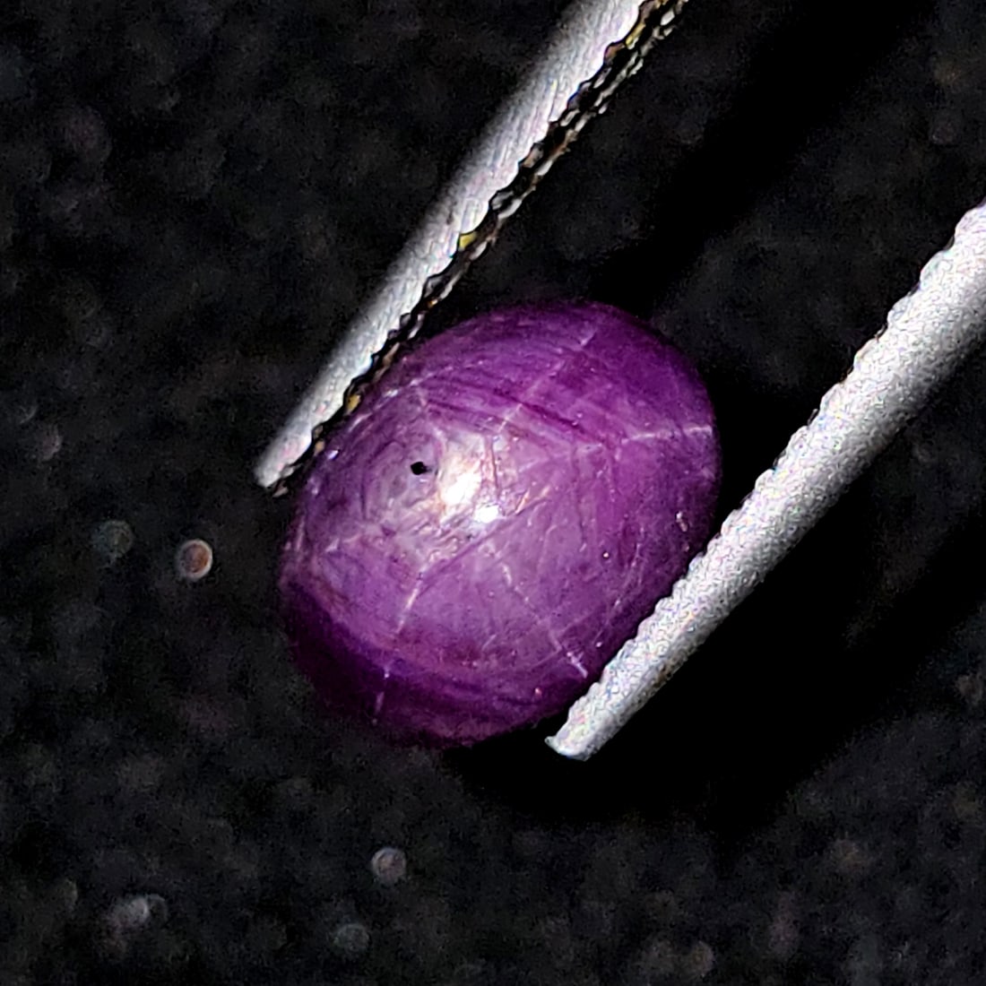 1.92 Ct Natural Star Ruby (1 of 3)