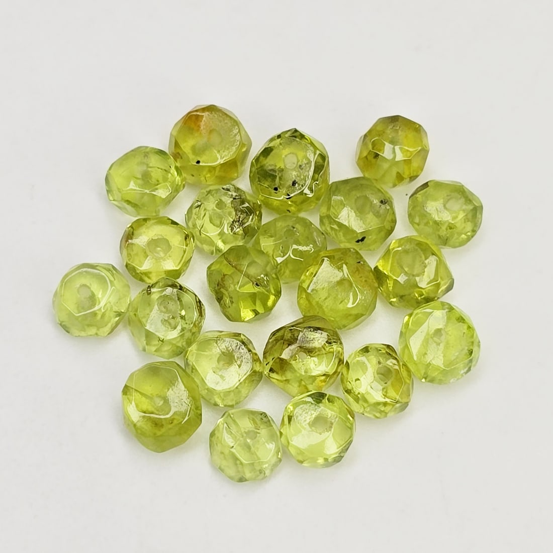 9.24 ct Natural Peridot Loose Beads: Gemstones: Natural Peridot /Carat Weights: 9.24 ct /Size or Dimensions: 4 mm Approx /Treatment: No
